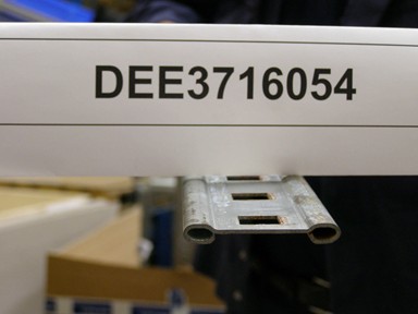 DEE3716054