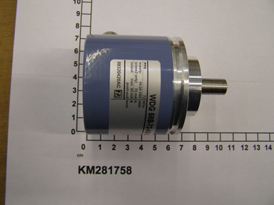 KM281758
