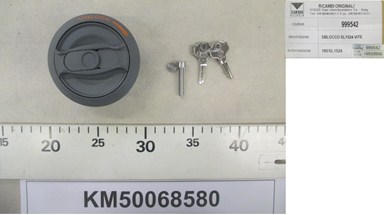 KM50068580