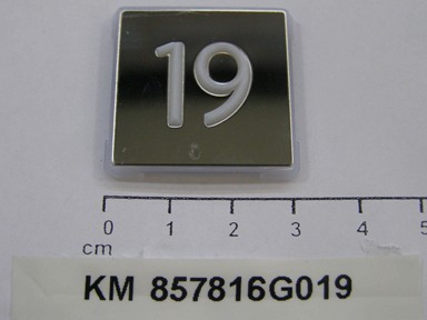 KM857816G019