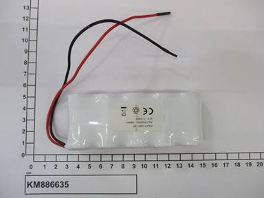 KM886635
