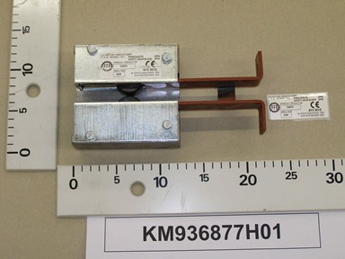 KM936877H01
